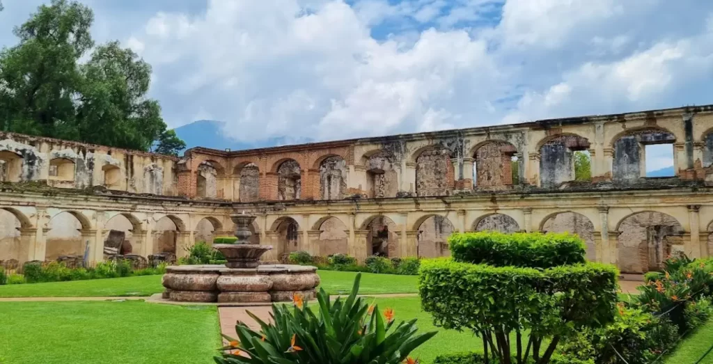 Que ver en Antigua Guatemala, Convento de Santa Clara