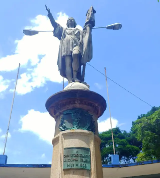 sitios para visitar en Guatemala Parque Colon