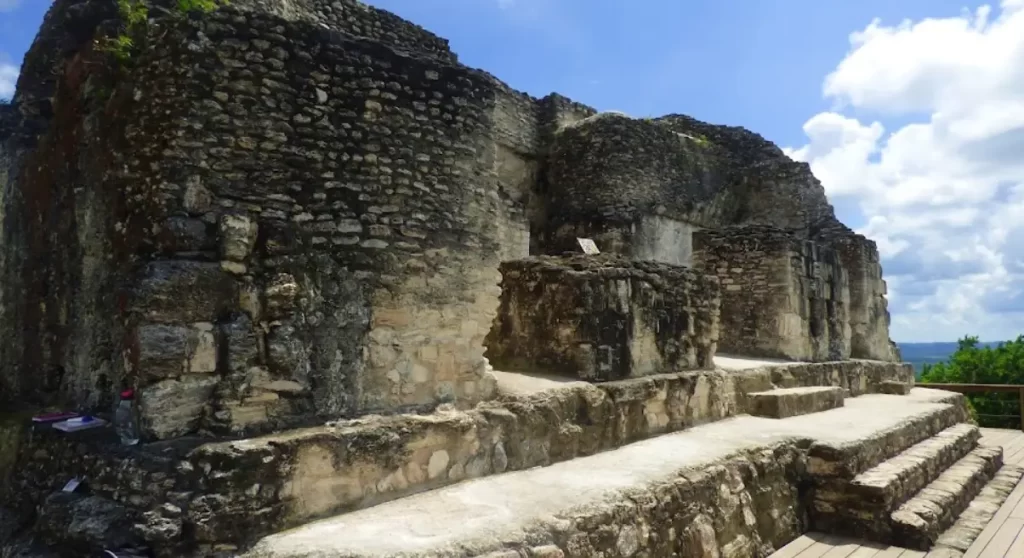 Yaxha, ciudad maya para visitar en Guatemala